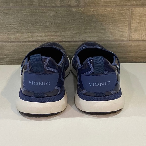 Vionic Fiona Pro Slip On Slip Resistant Shoes in Navy Chevron Size 8 - Picture 8 of 12